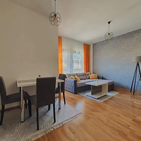 Zara 1 * Bijeljina