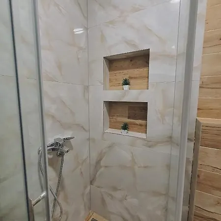 Zara 1 * Bijeljina